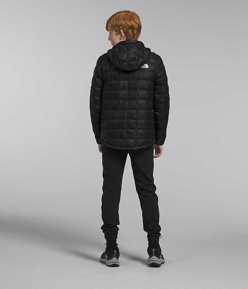 Μπουφαν Πουπουλενια για αγορια The North Face ThermoBall™ Κουκουλοφόρος μαυρα | GREECE VJMOAWB